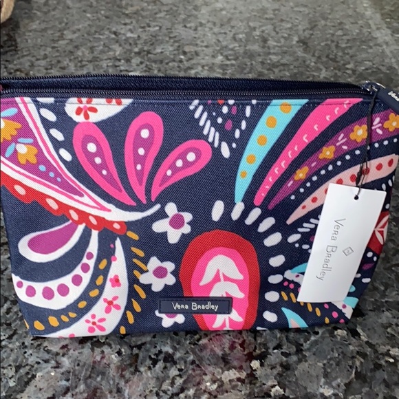 Brand New Vera Bradley large cosmetic bag! NWT